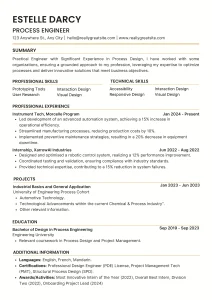 Black and White Modern Professional Resume